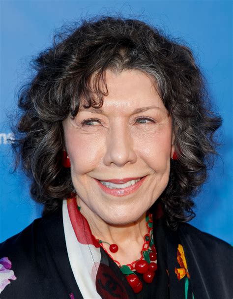 Inspiring Story behind Lily Tomlin’s Marriage with Partner Jane Wagner