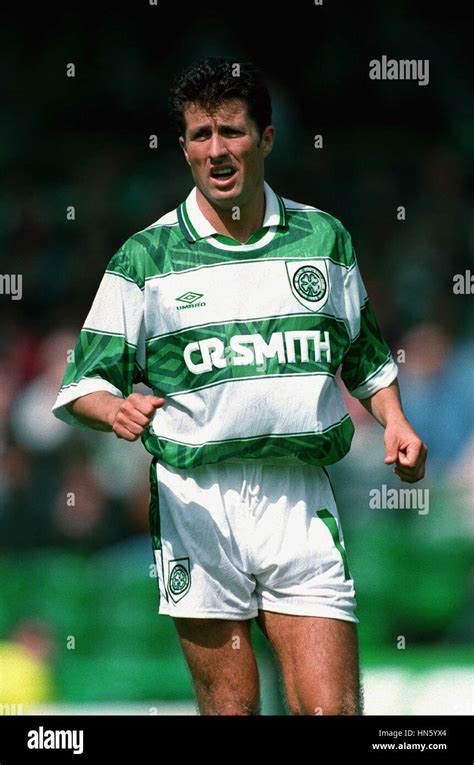 JOHN COLLINS GLASGOW CELTIC FC 02 August 1993 Stock Photo - Alamy