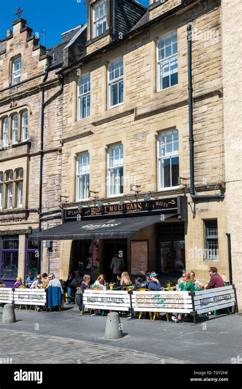 Biddy Mulligans Traditional Irish Pub In The Grassmarket In Edinburgh