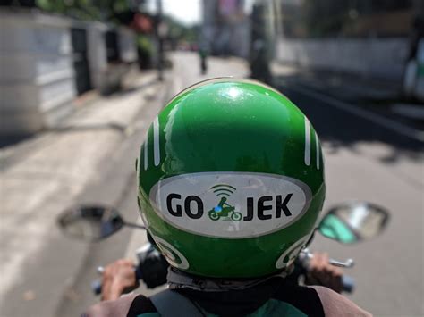 Kemenhub Tunda Kenaikan Tarif Ojek Online Ini Penjelasannya