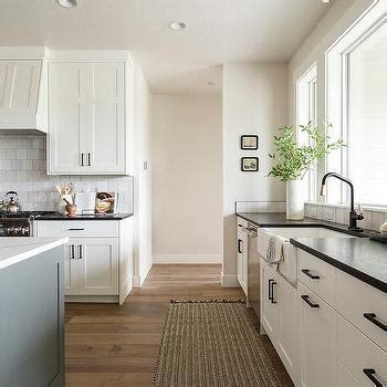 Cream Kitchen Cabinets Black Granite Countertops – Things In The Kitchen