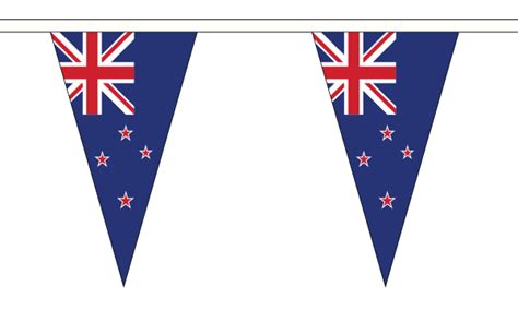 New Zealand Triangular Bunting FlagMan New Zealand Flags