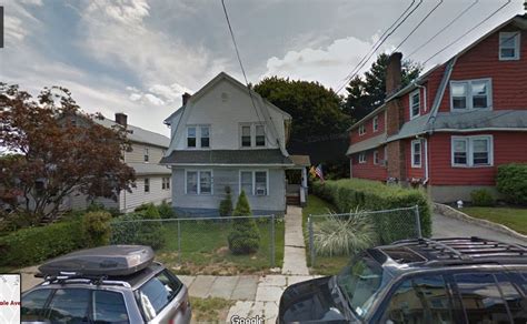 122 Greenvale Ave, Yonkers, NY 10703 - See Est. Value, Schools & More