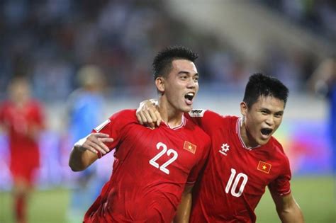 Tin bóng đá tối 10 6 Huỳnh Như đi vào lịch sử Lank FC ĐT Việt Nam tạo