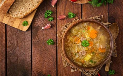 20 Popular Russian Foods You Should Try - Nomad Paradise