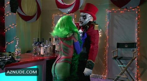 VICTORIA DE MARE Nude AZNude