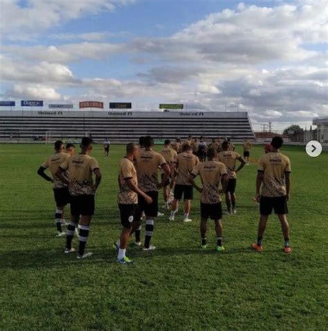 Vi Osa E Anderson Feij O Jota Come A Definir Time Do Asa Para