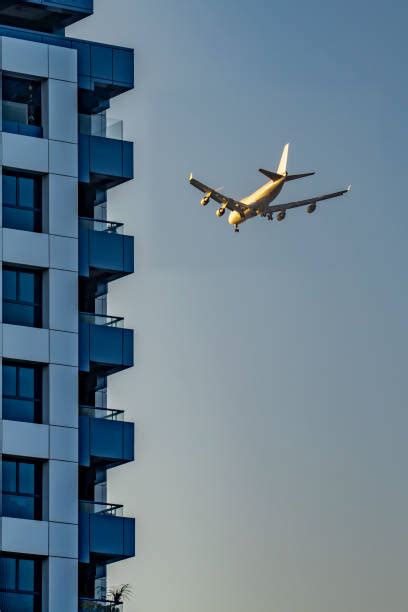 390+ Jumbo Jet Landing Gear Stock Photos, Pictures & Royalty-Free Images - iStock