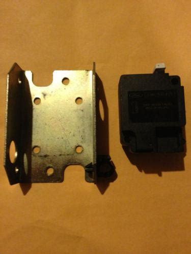 Sell 87 93 O E M Ford Mustang Inertia Switch Sensor Fuel Cutoff Relay