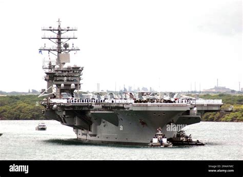 Us Navy Le Porte Avions Propulsion Nucl Aire Uss Nimitz Cvn Se