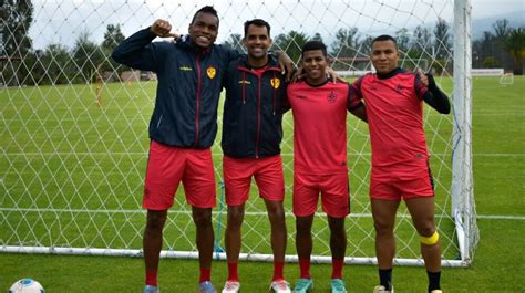 Con Plantel Y Cuerpo T Cnico Renovados Aucas Debuta En La Copa