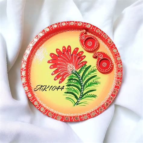 Paint Polished Wood Decorative Plate For Pooja Feature Attractive