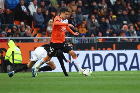 Foot L Avenir De Vincent Le Goff Et Romain Faivre En Suspens Lorient