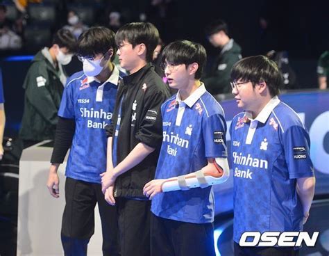 Lck 디알엑스 라스칼 캐리 힘입어 시즌 3승최하위 농심 10연패 수렁종합 네이트 스포츠