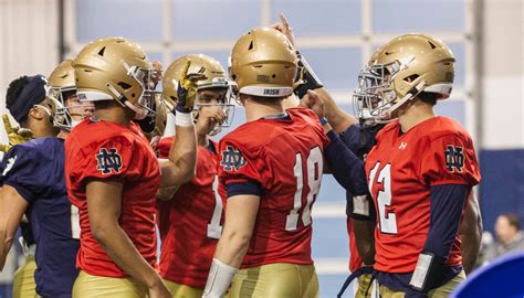 ‘yes Coach Is A Mindset And A Text Group For The Irish Quarterbacks Notre Dame Fighting