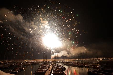 Ferragosto Pirotecnico Tra Furti Ubriachi E Schiamazzi Un Arresto E