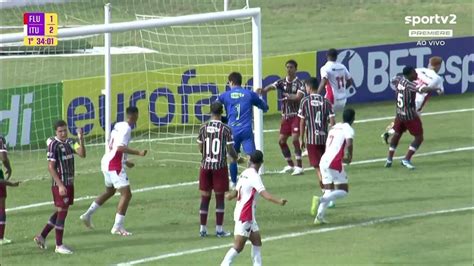 Aos 32 min do 1º tempo Gol do Ituano Felipe Fonseca amplia contra o