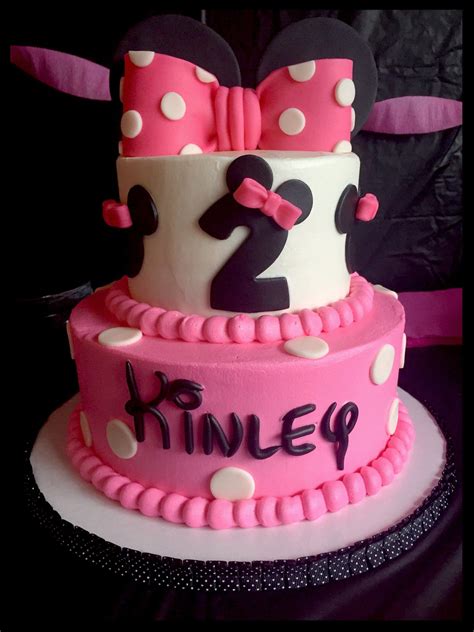 Minnie Mouse Themed Cake