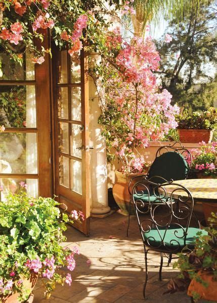 Garden patio with romantic gallery