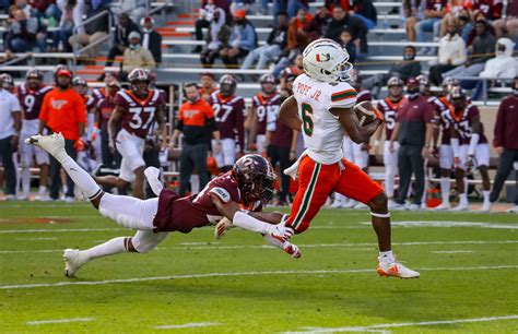 No 9 Miami Earns Comeback Win At Virginia Tech University Of Miami