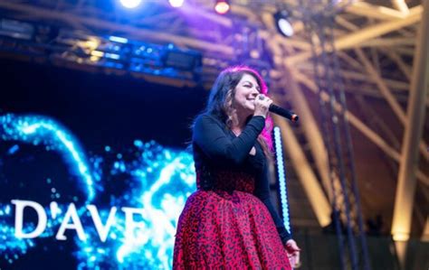 Cristina DAvena e Giorgio Vanni a Torino per due concerti con le più