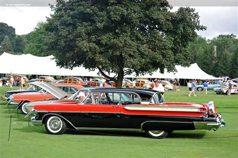 1957 Mercury Turnpike Cruiser - Information and photos - MOMENTcar