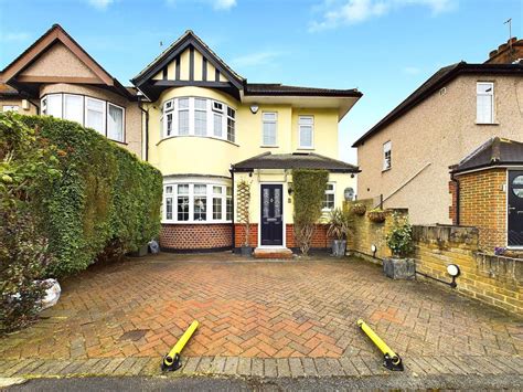 3 Bed End Terrace House For Sale In Linden Avenue Ruislip Manor