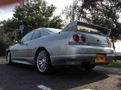 Nissan 1996 Skyline R33 Gts T Spec 2 Silver Car For Sale