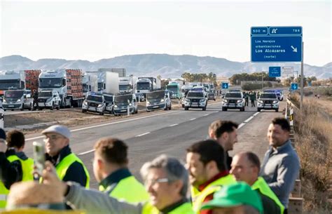 El Fracaso De La Protesta En Madrid Deja La Jornada De Movilizaciones Con Numerosos Cortes De