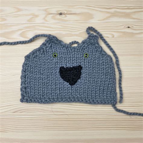 Stuffed Cat Knitting Pattern: Cuddle Kitty - Underground Crafter