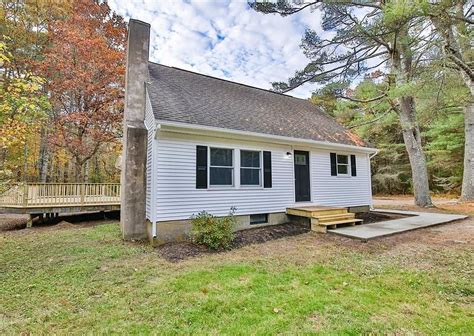 519 Switch Rd Wood River Junction RI 02894 Zillow