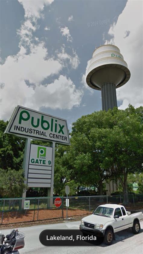 Lakeland, FL (Publix Birthday Cake Tower at Publix HQ)