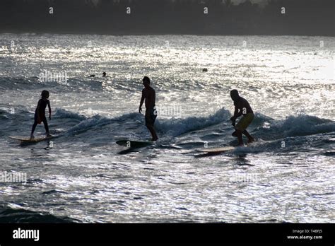 Hanalei bay kauai hawaii surfing hi-res stock photography and images - Alamy