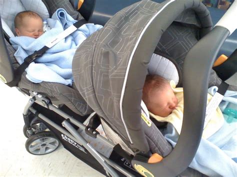 Best Car Seat Stroller Combo For Twins - Velcromag