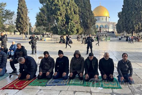 Aksi Brutal Polisi Israel Serang Jamaah Di Masjid Al Aqsa Foto