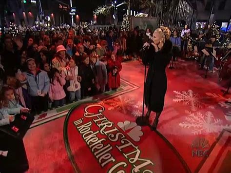 Jessica Simpson I Saw Mommy Kissing Santa Claus Live Christmas In