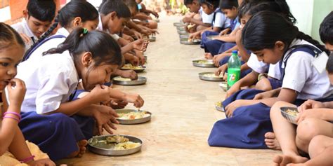 Economist Urges Jharkhand Minister To Make Egg Part Of Midday Meals