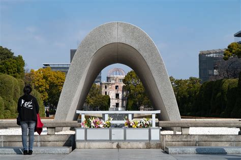 hiroshima peace memorial park tourist  japan