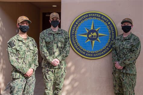 3 Navy Individual Ready Reservists Complete Tour In Bahrain U S