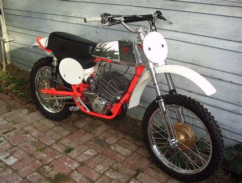 1975 Cz 250 Centerport Vintage Motocross Vintage Bikes Motocross Bikes