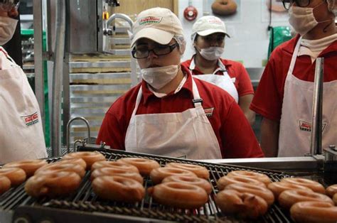 Krispy Kreme busca yucateco para comer donas gratis todo el año