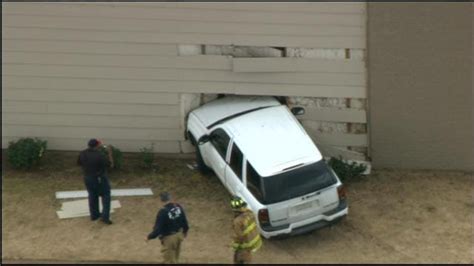 Car Crashes Into Apartment Building In Nw Okc