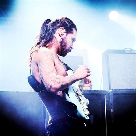 Simon Neil From Biffy Clyro Playin At Abconcerts Last Friday The