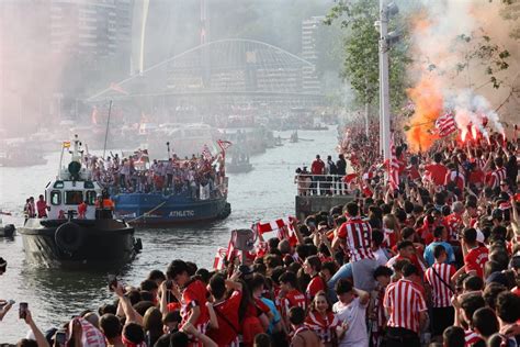 Las Im Genes De La Celebraci N De La Gabarra Desde La R A