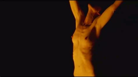 Split Nude Pics Seite 1