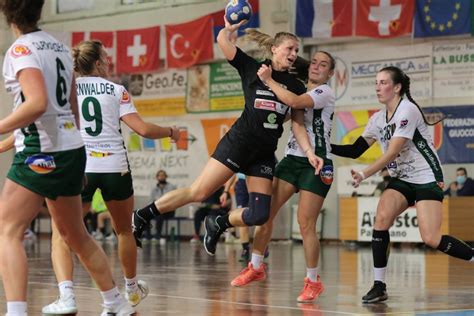 Pallamano Femminile Serie A Nuoro Ferma Mestrino Rinviate