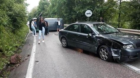 Stravi Na Saobra Ajna Nesre A Kod Kladnja U Estvovalo Pet Vozila Ima