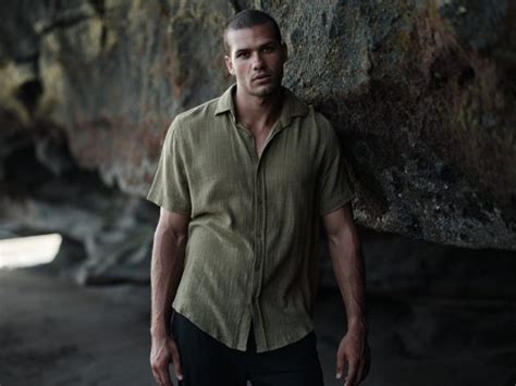 Bamboo Blonde Introduces Bamboo Mens Resort Staples