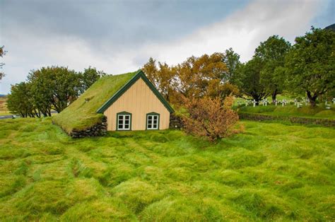 Intriguing Architecture of Viking Houses: Ancient Nordic Life