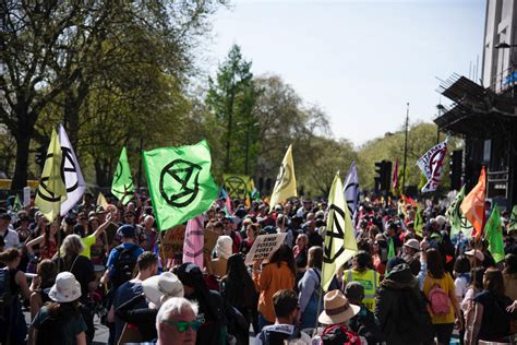 Extinction Rebellion Why Protesters Are Occupying Hyde Park